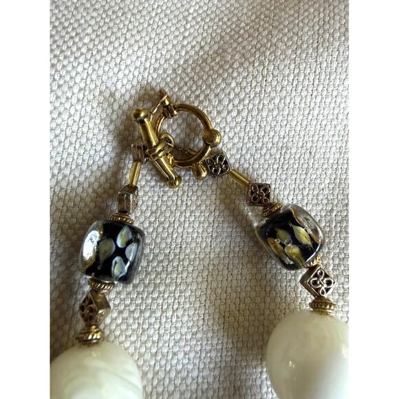 Vintage Mother of Pearl & Glass Beaded Necklace | Gold Tone Accents - Picture 5 of 5